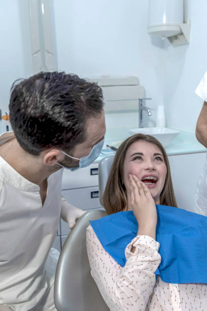 Best Emergency Tooth Extraction in Jonesville, MI